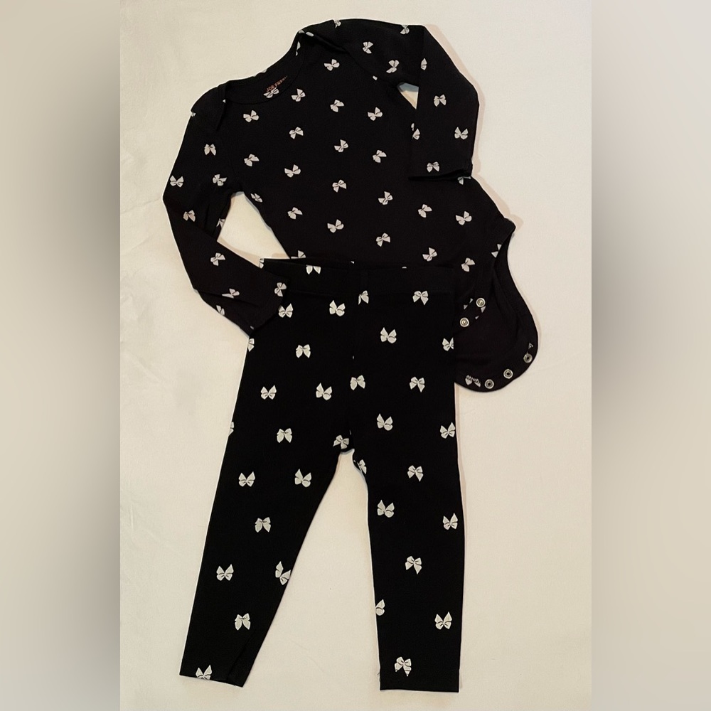 Joe Fresh matching set 12-18m black and white bows